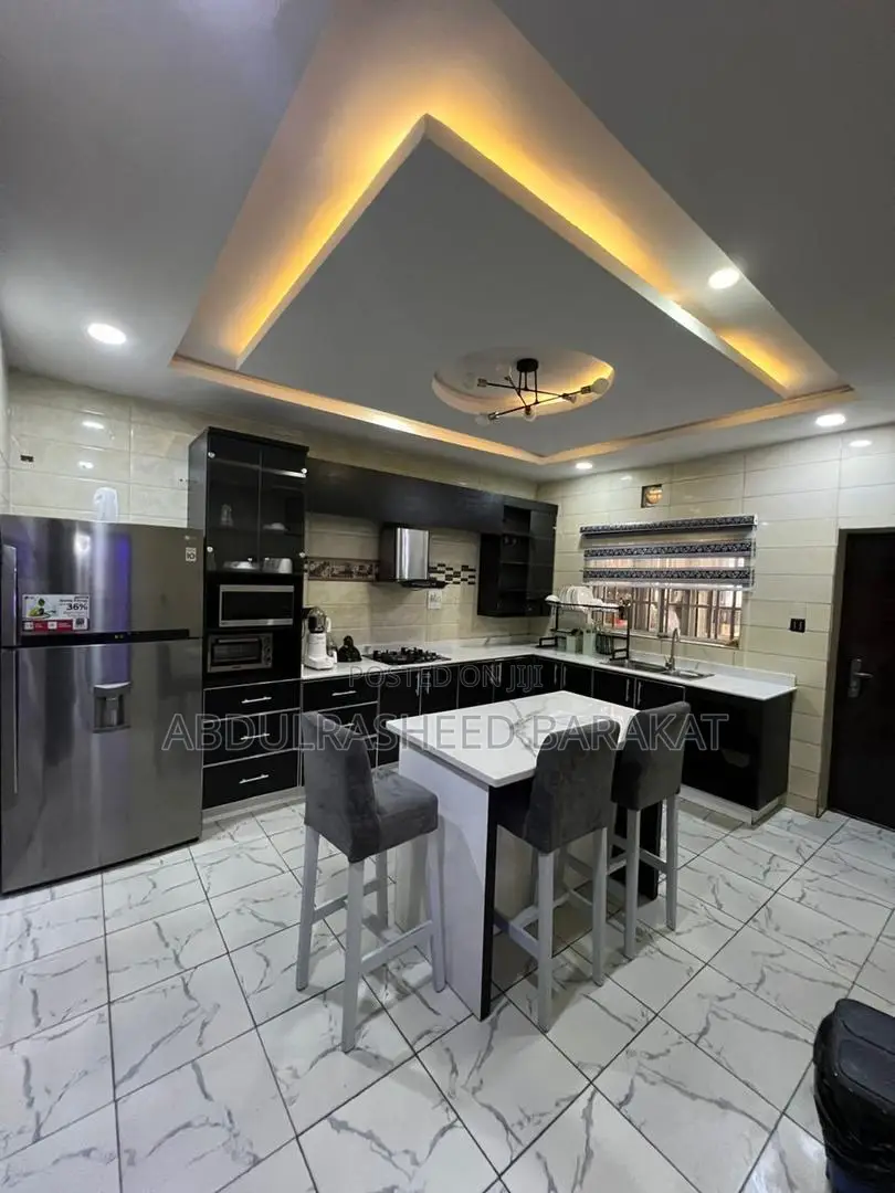 Luxury Five Bedroom Apartment With Pool Snooker Ps5 Snooker