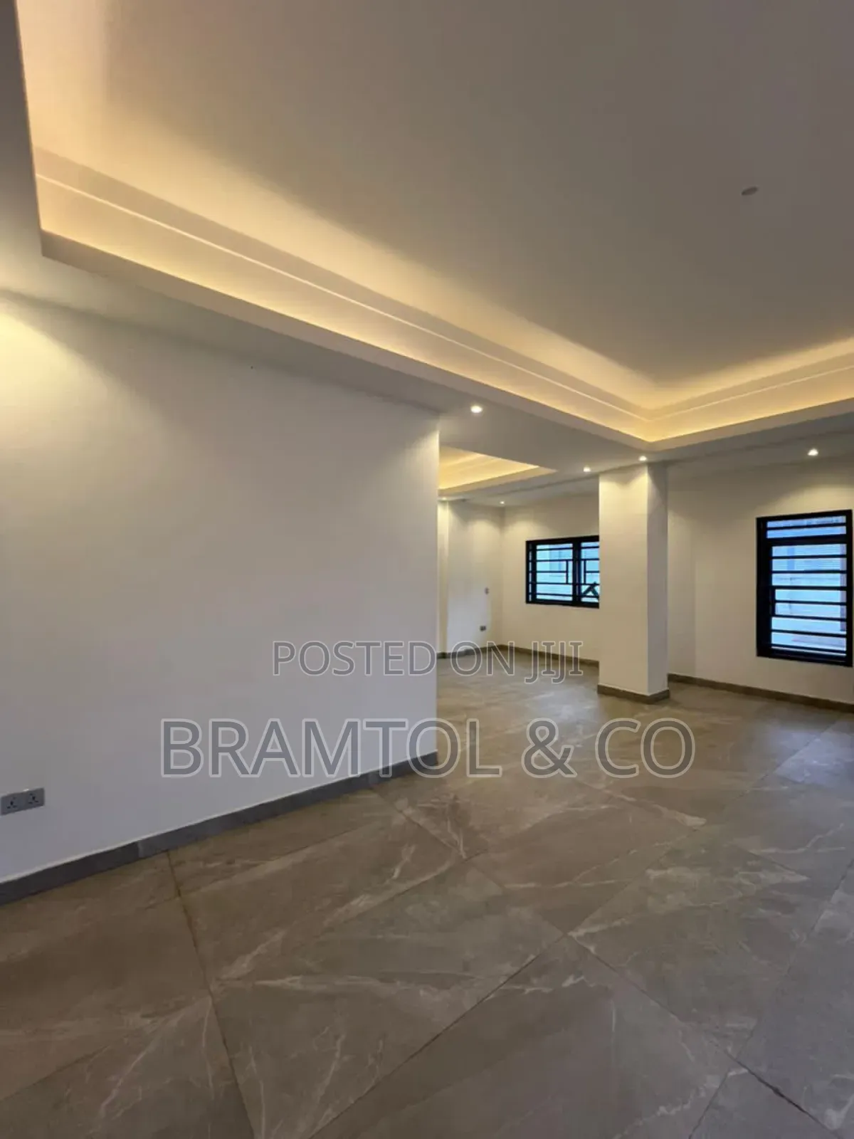 4bdrm Townhouse / Terrace in Maitama for rent