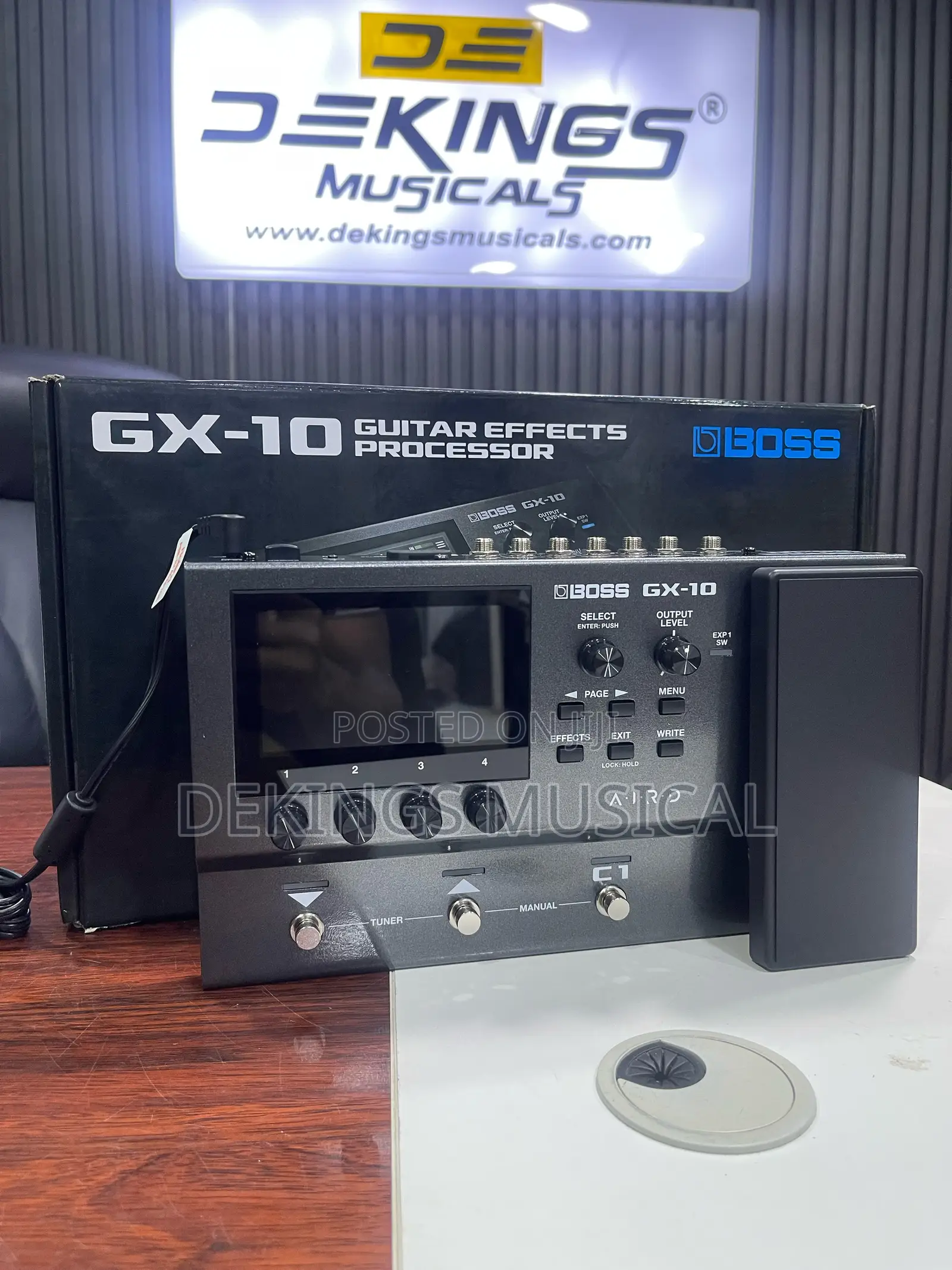 Boss Gx-10 Guitar/ Bass Multi-effects Processor Pedal