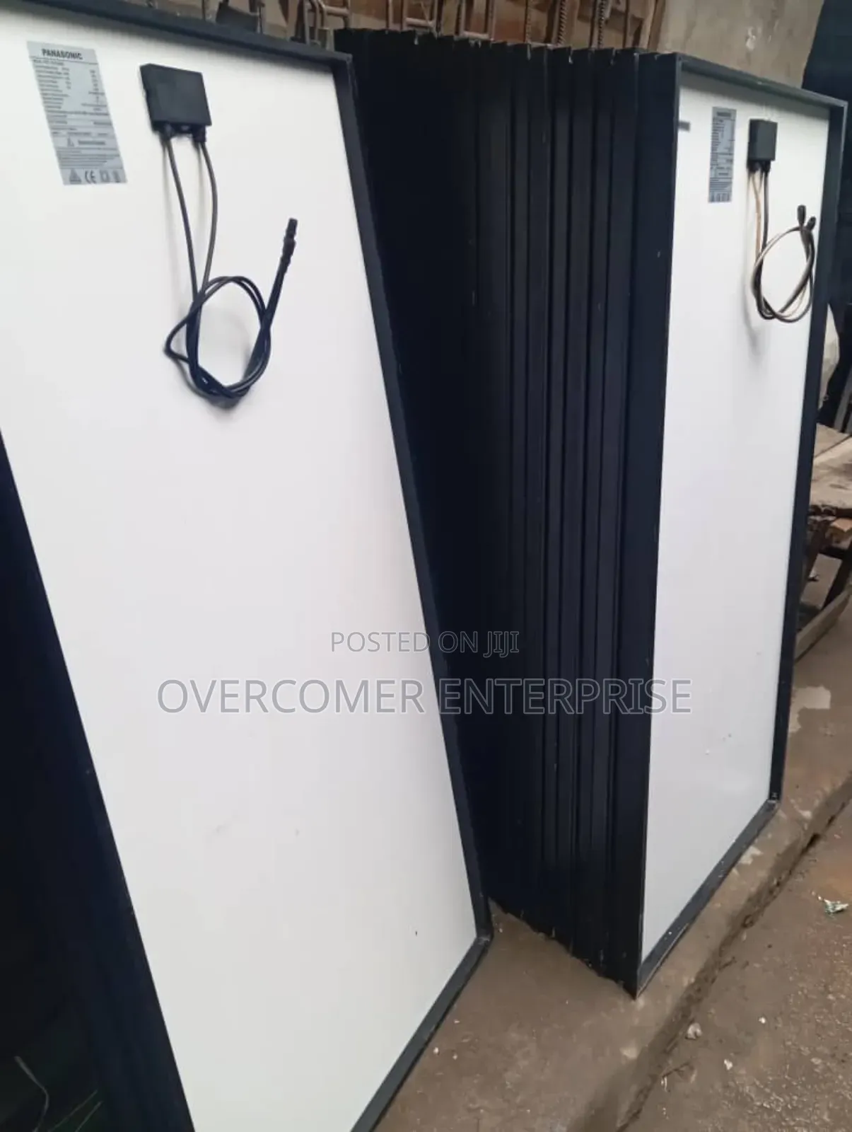All Black Solar Panels