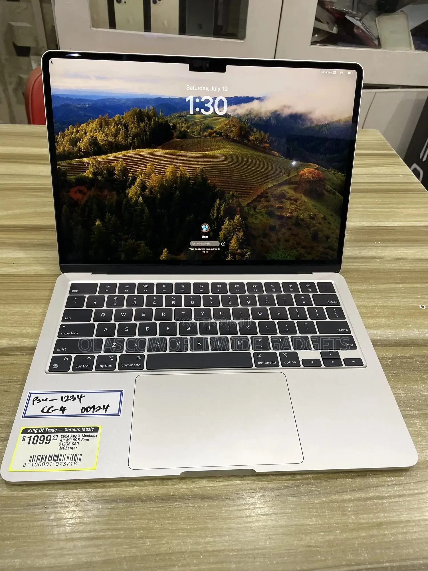 Laptop Apple MacBook Air 2024 M3 13-Inch 8GB Apple M3 SSD 512GB