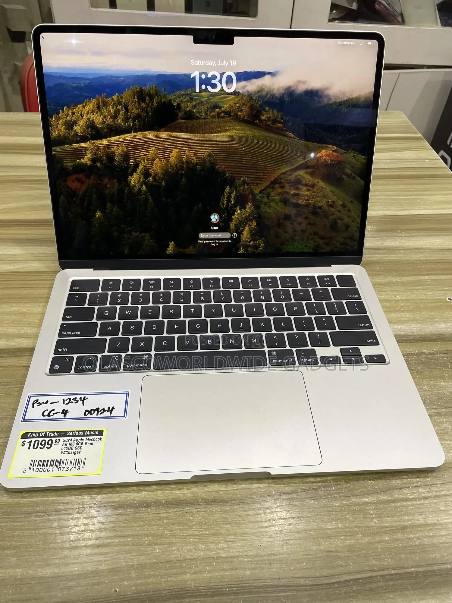 Laptop Apple MacBook Air 2024 M3 13-Inch 8GB Apple M3 SSD 512GB