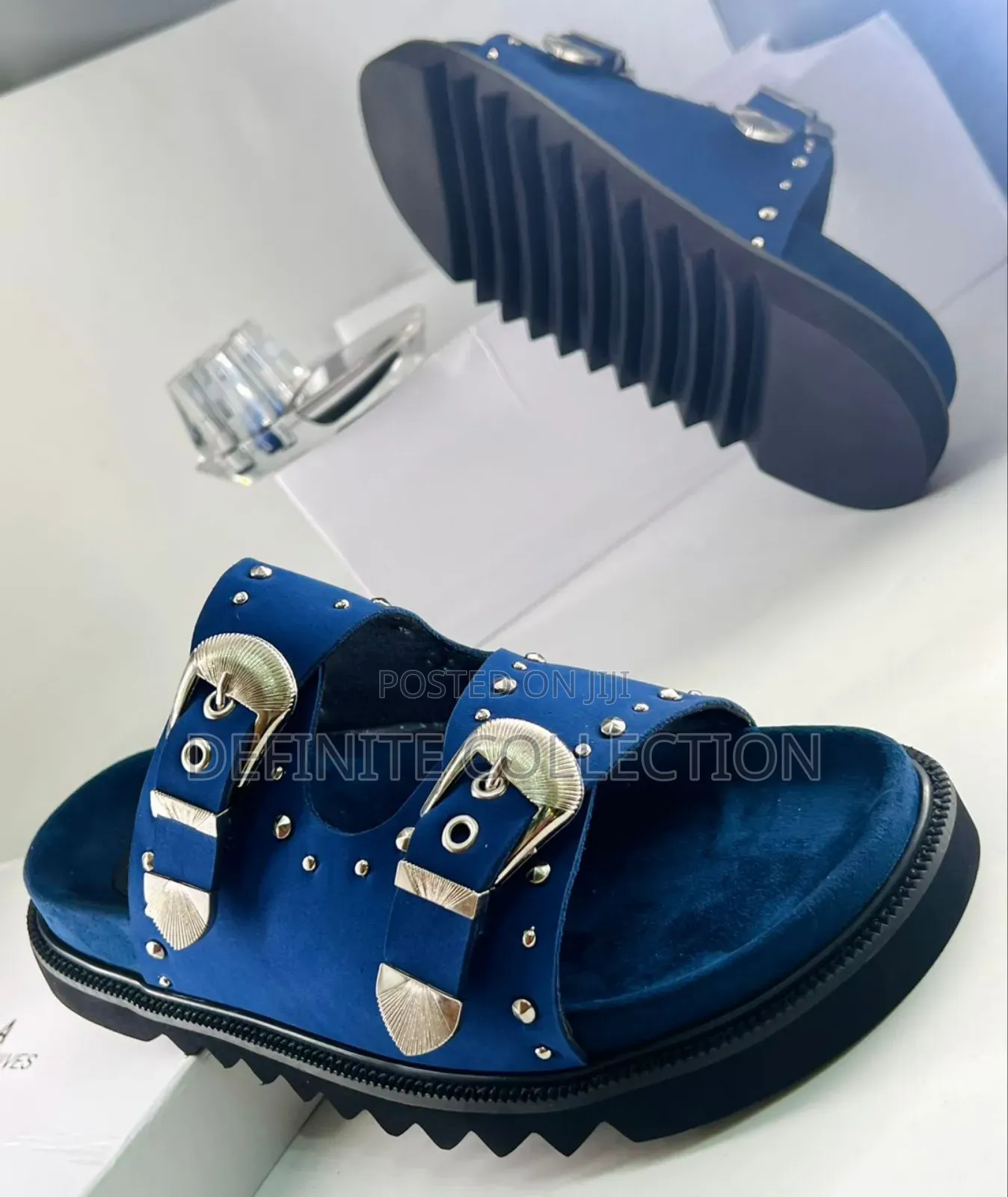 Toga Virilis Top Quality Slippers