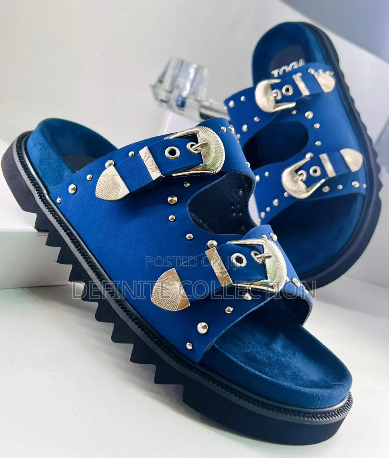 Toga Virilis Top Quality Slippers