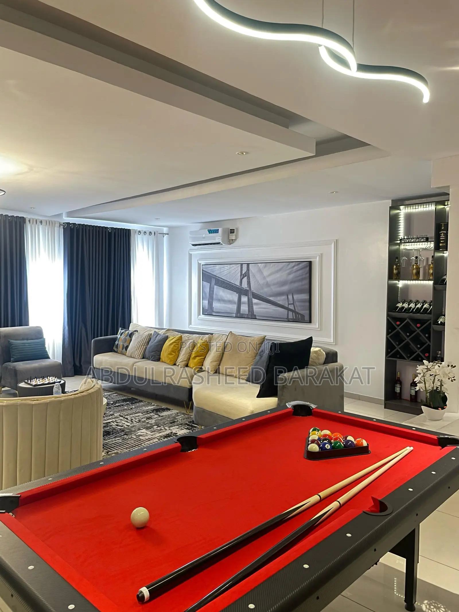 Luxury Three Bedroom Penthouse With Snooker Balcony Ps5