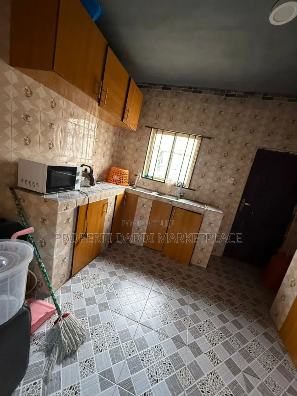 3bdrm Bungalow in Ayobo for sale