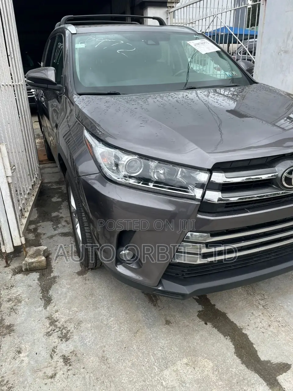 Toyota Highlander Limited 4x2 V6 (3.5L 6cyl 8A) 2018 Gray