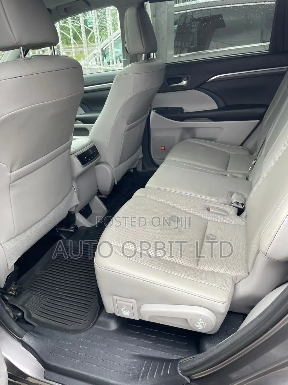 Toyota Highlander Limited 4x2 V6 (3.5L 6cyl 8A) 2018 Gray