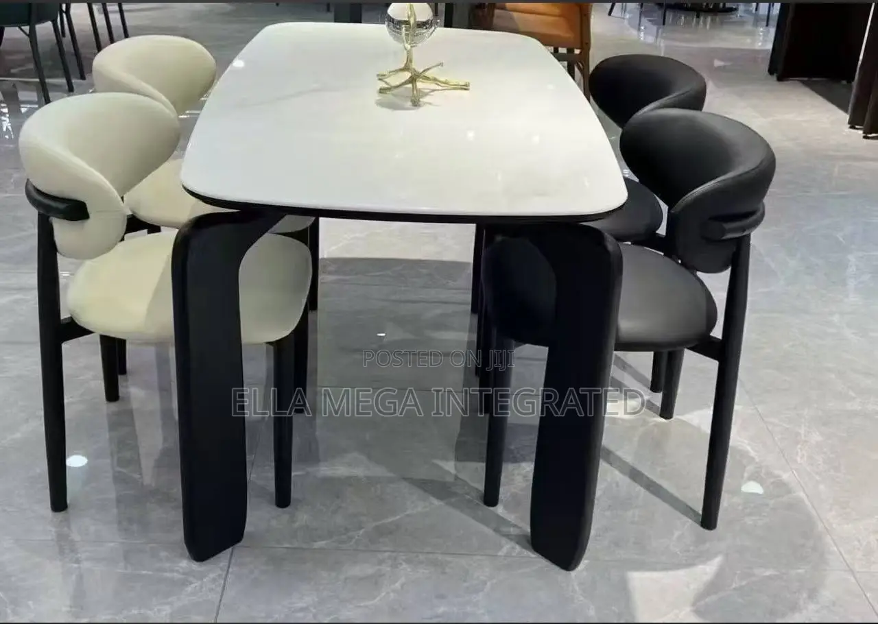 Dining Set With 4 Seaters