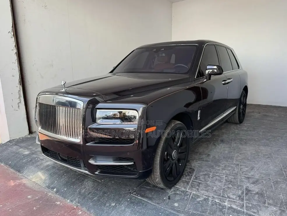 Rolls-Royce Cullinan Base 2019 Brown