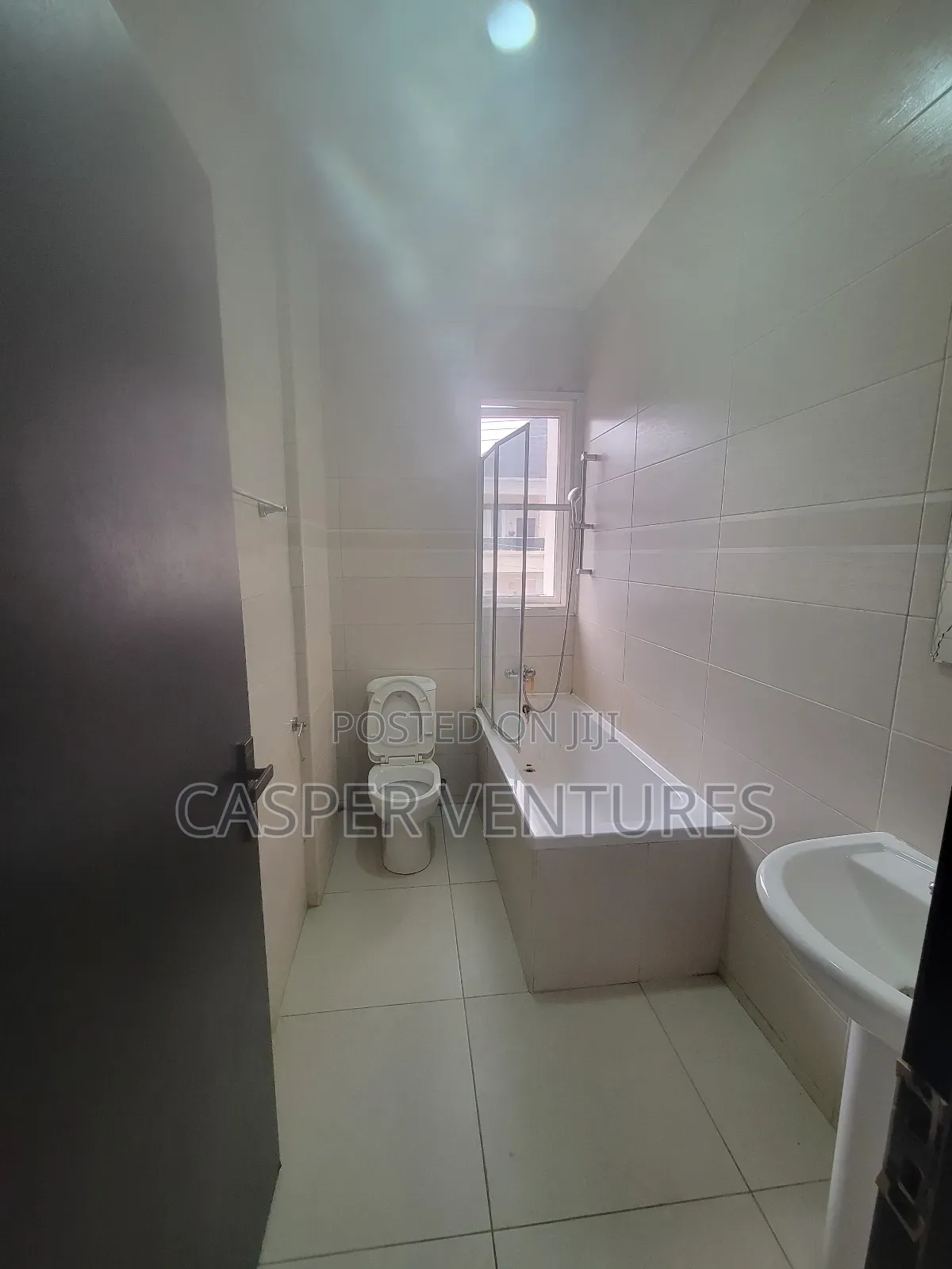 3bdrm Block of Flats in Chevyview, Chevron for rent
