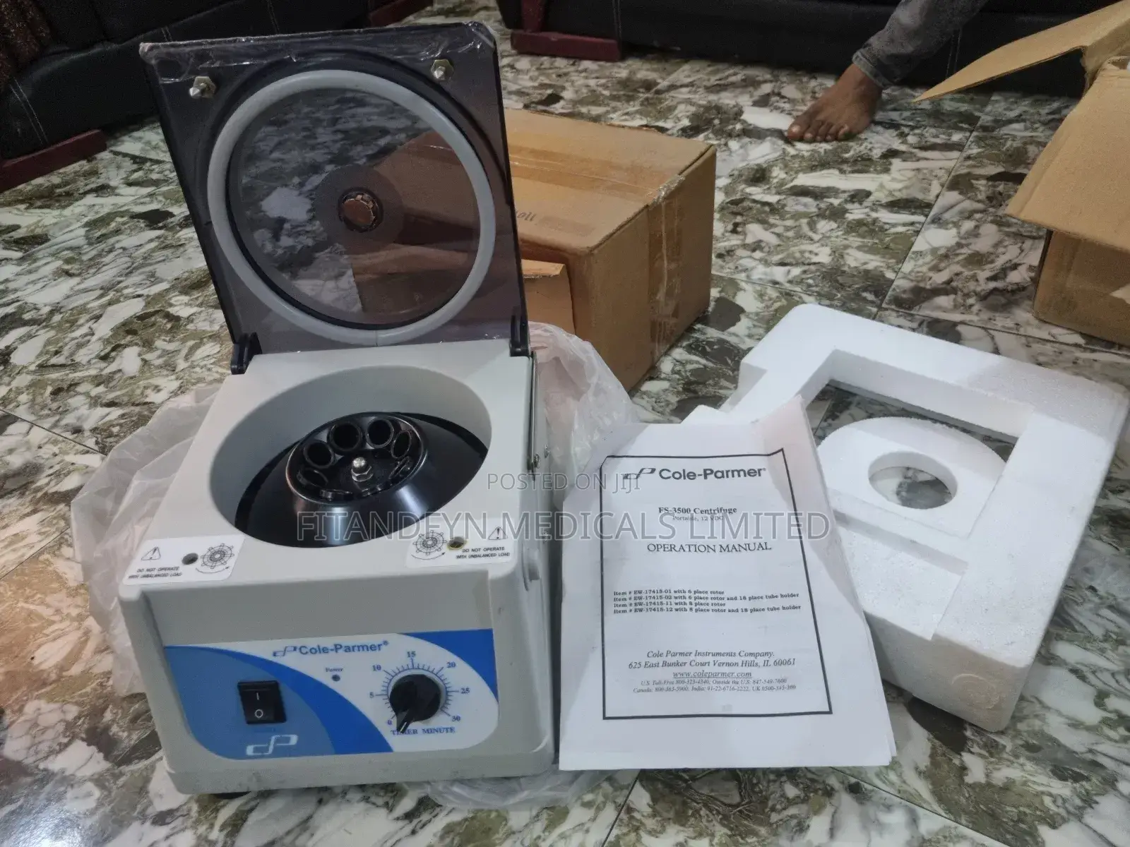 Centrifuge Cole-Parmer