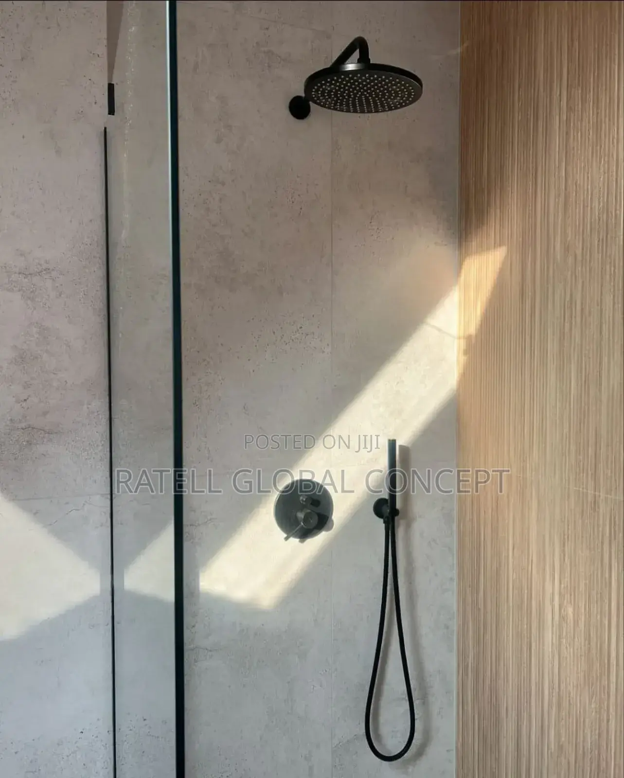 Conduit Shower 5ways (Circle Showerhead)