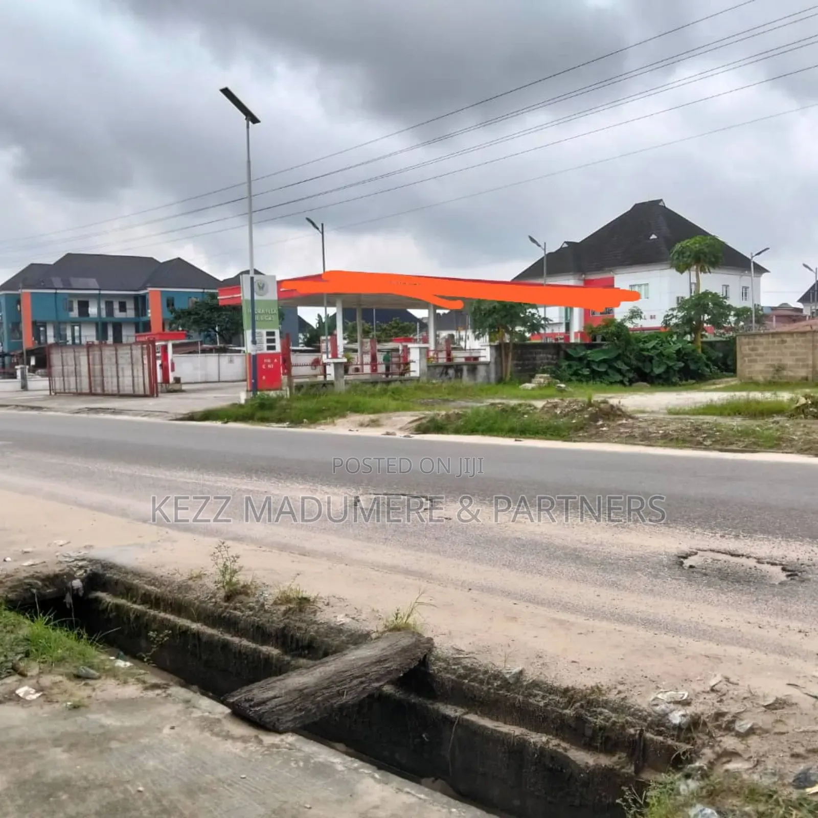 For Sale : A 10 Pumps Filling Station, Off Int'l Airport Rd