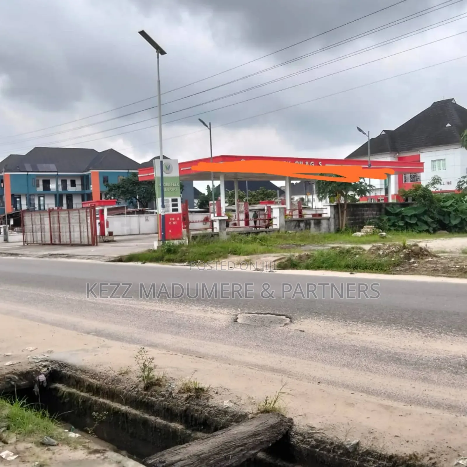For Sale : A 10 Pumps Filling Station, Off Int'l Airport Rd