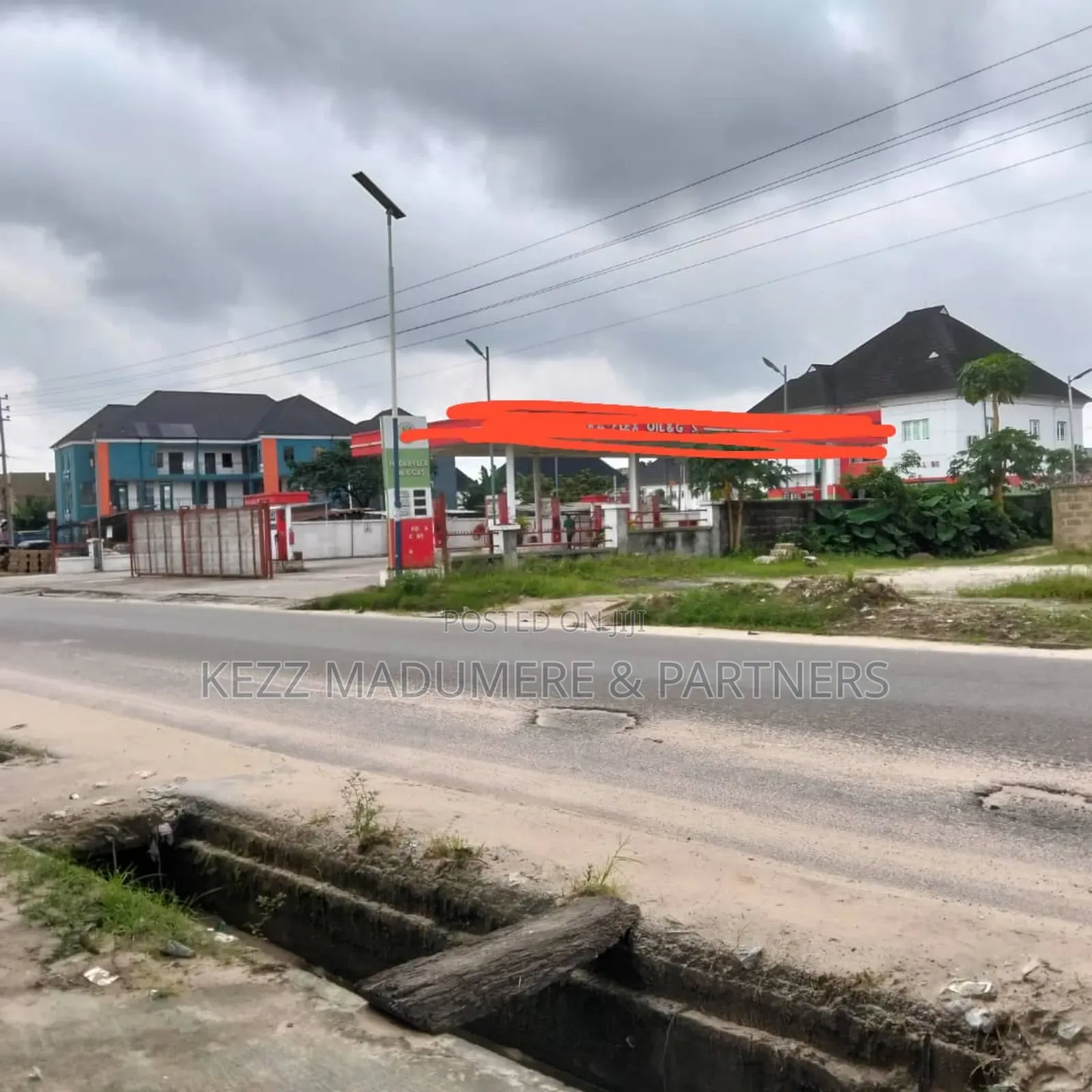 For Sale : A 10 Pumps Filling Station, Off Int'l Airport Rd