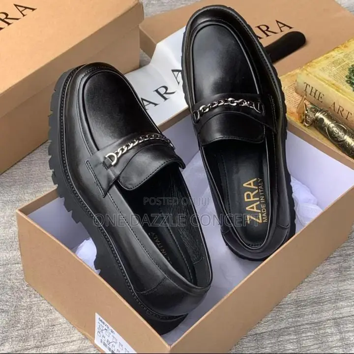 Zara D’Or Loafers