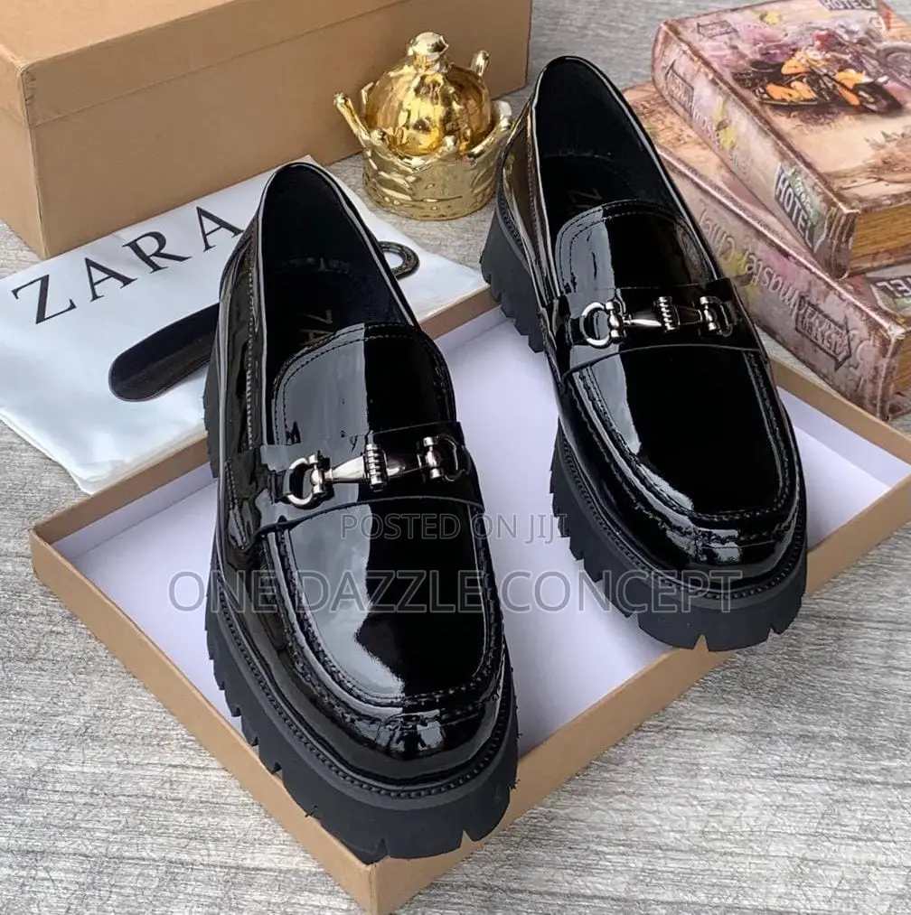 Zara D’Or Loafers