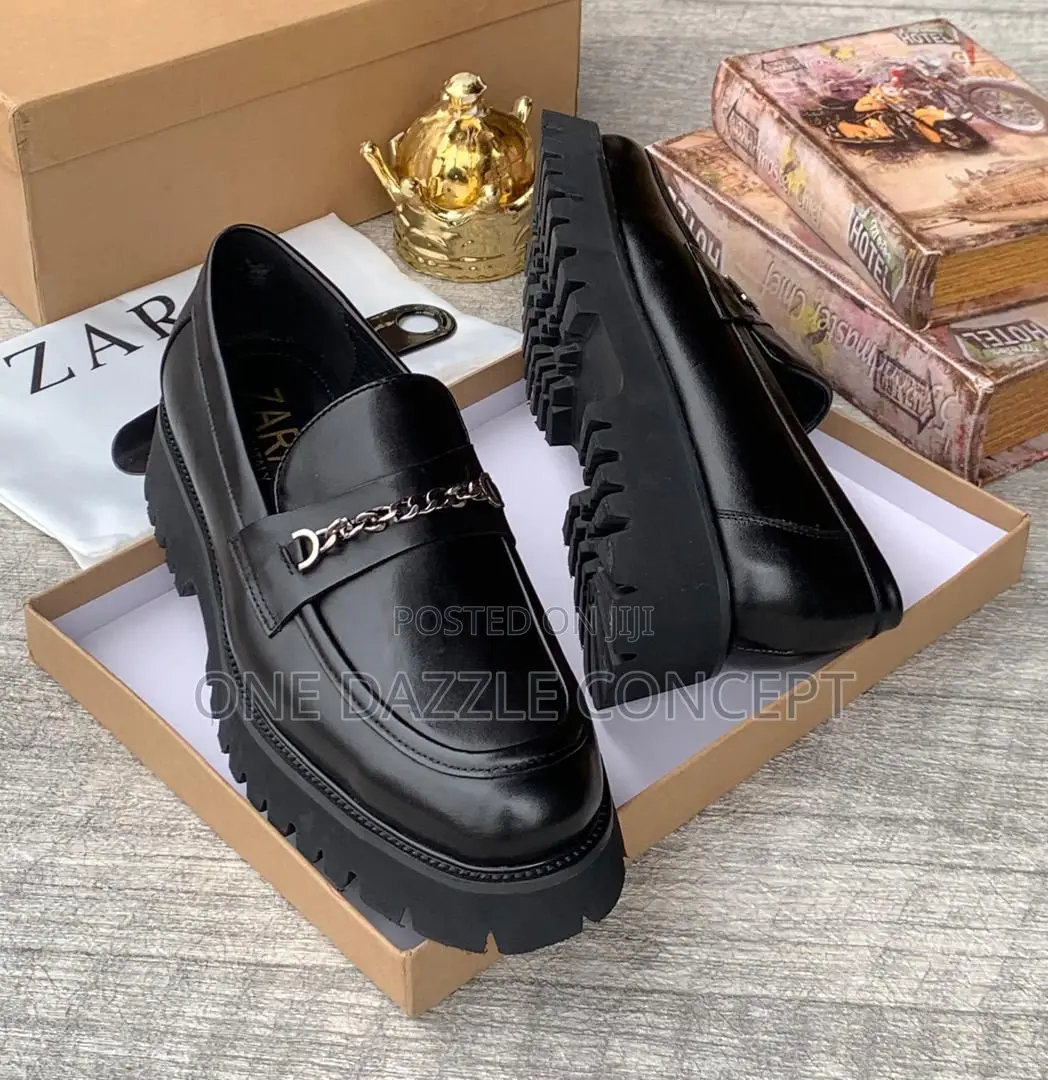 Zara D’Or Loafers