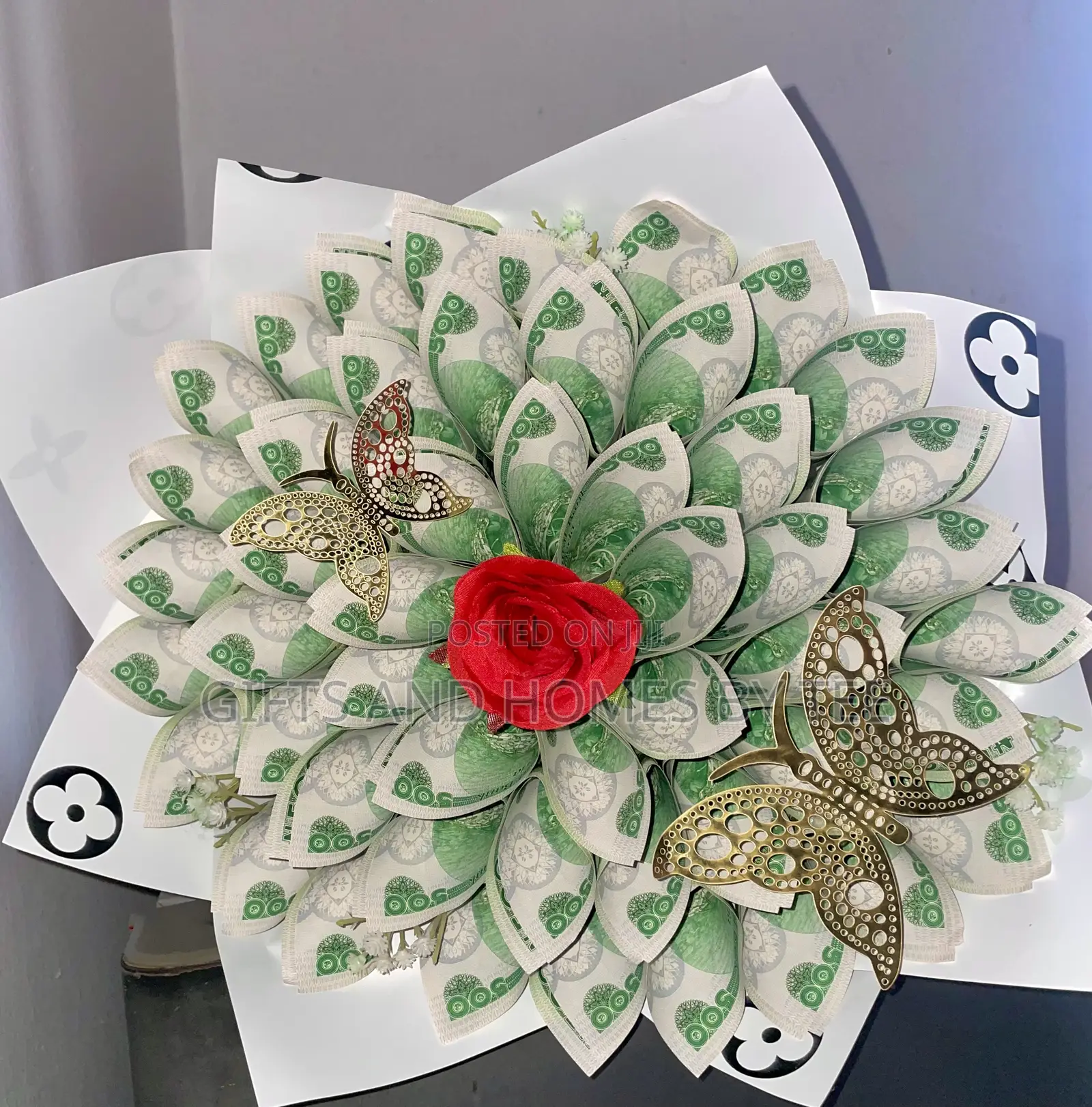 Very Beautiful Money Bouquet