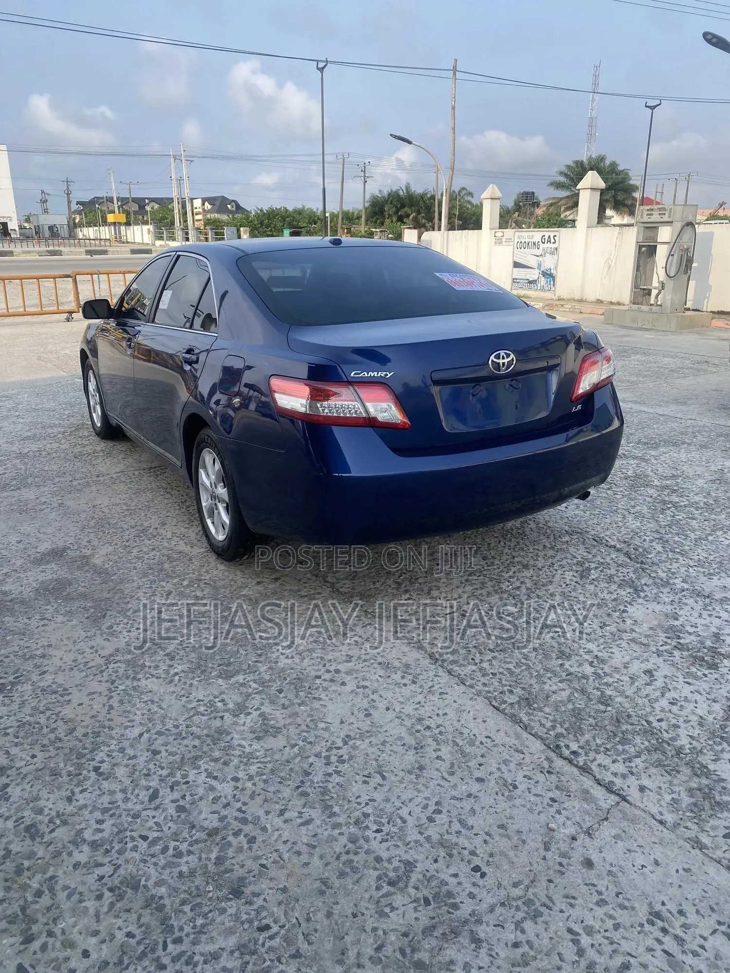 Toyota Camry LE 4dr Sedan (2.5L 4cyl 6A) 2011 Blue