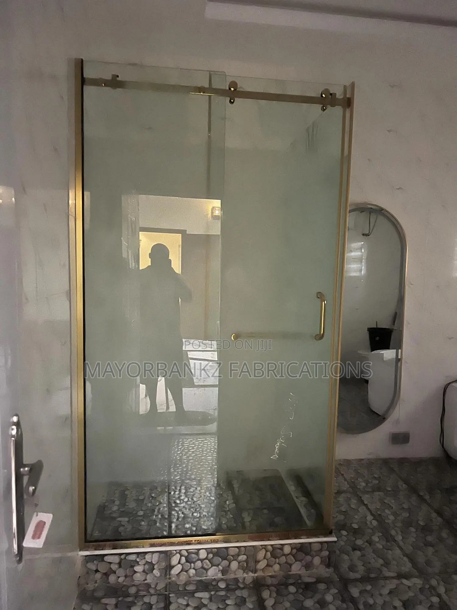 L Shaped Sliding Shower Cubicle