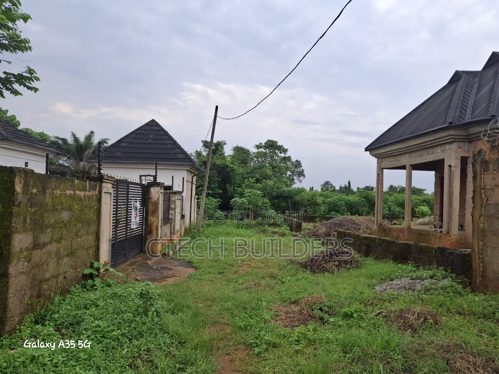 3bdrm Bungalow in Benin City for sale
