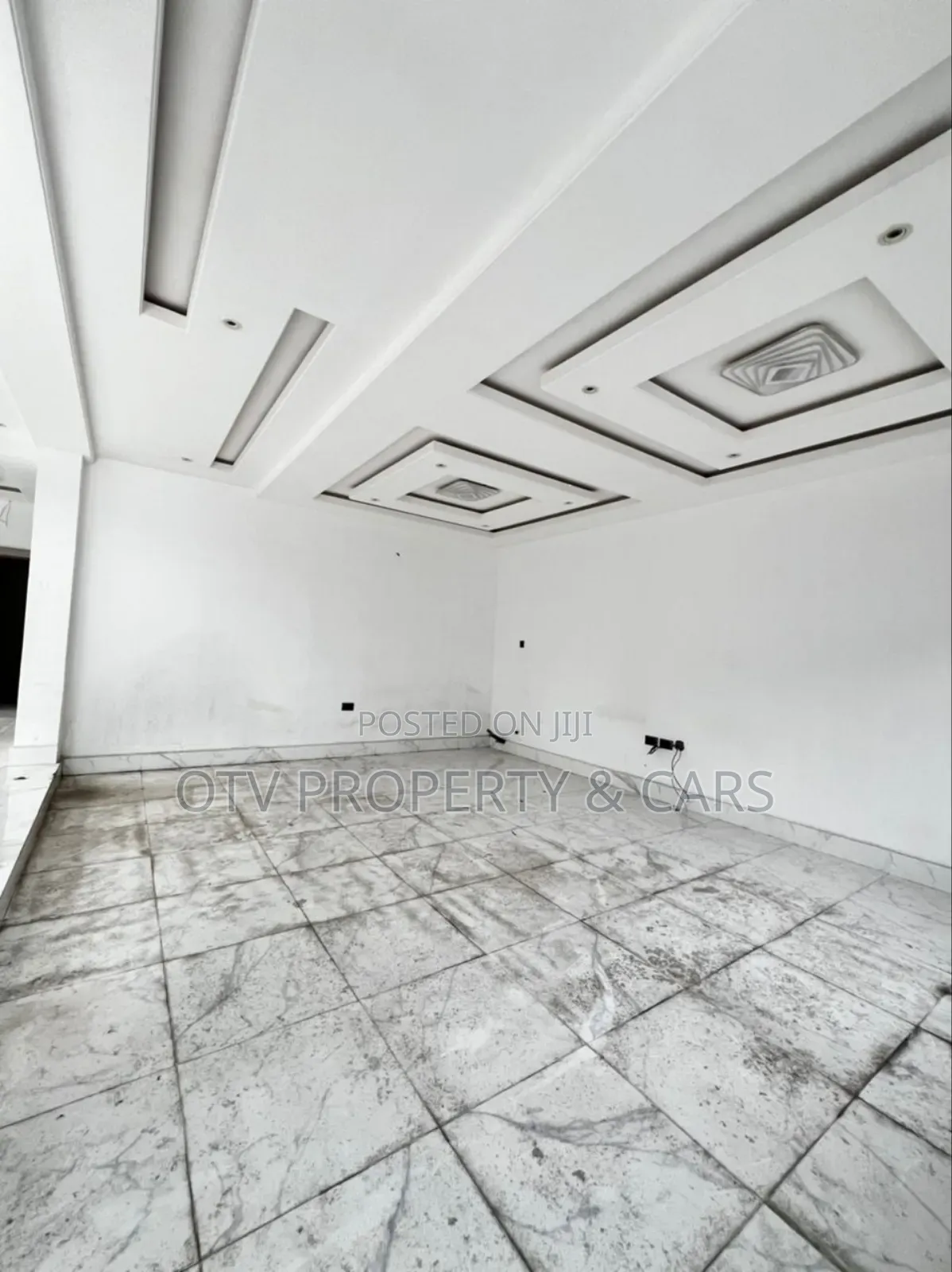Furnished 5bdrm Duplex in Lekki for sale