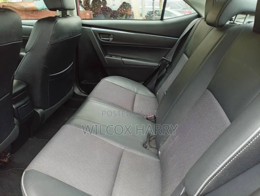 Toyota Corolla S 4dr Sedan (1.8L 4cyl CVT) 2016 Red