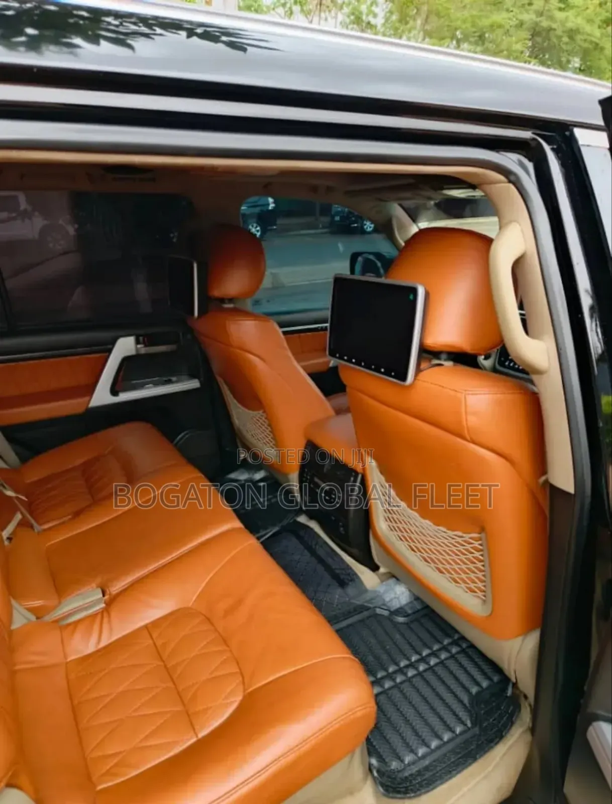 Sweet Upgraded Landcruiser for Rent