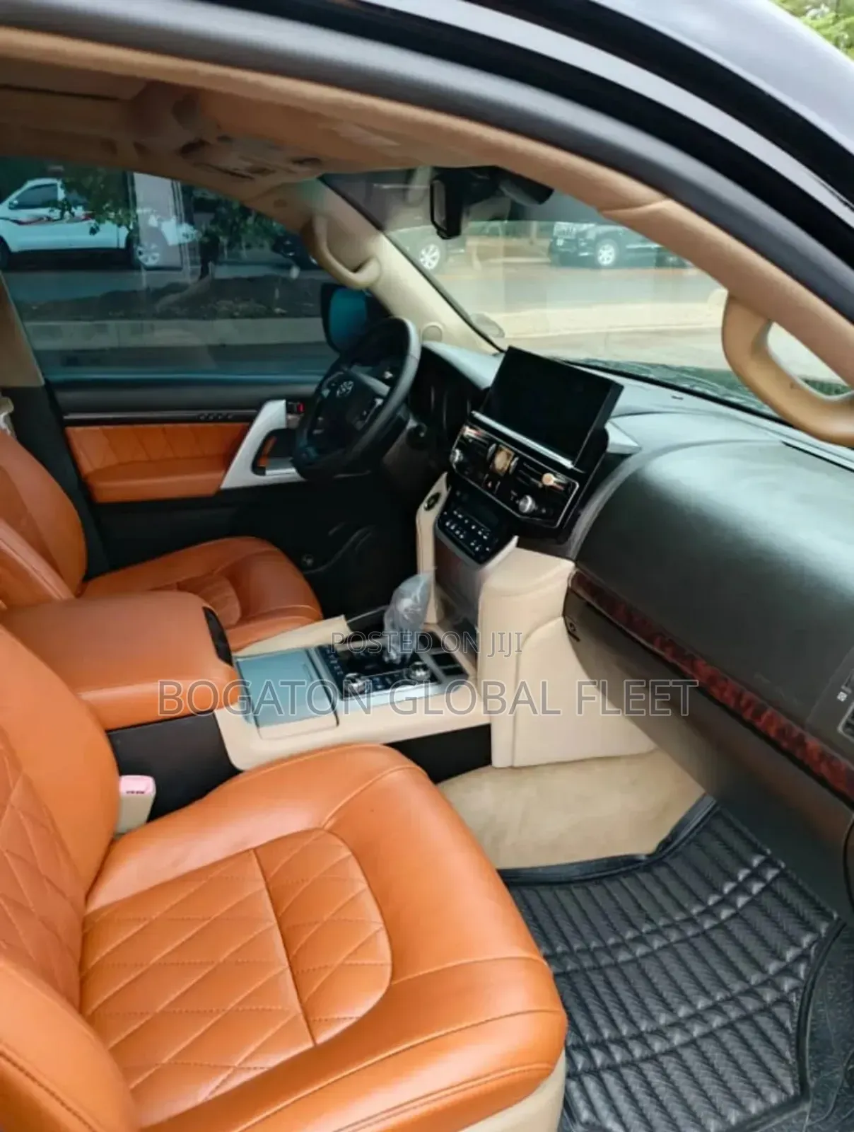 Sweet Upgraded Landcruiser for Rent