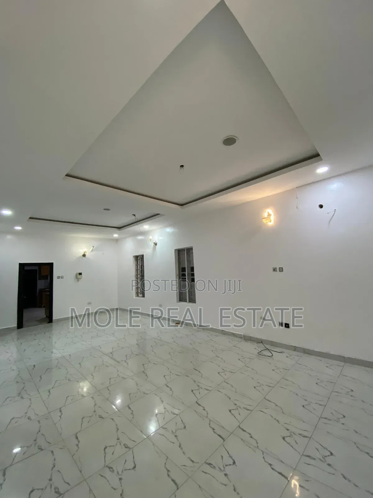 Furnished 5bdrm Duplex in Osapa for rent