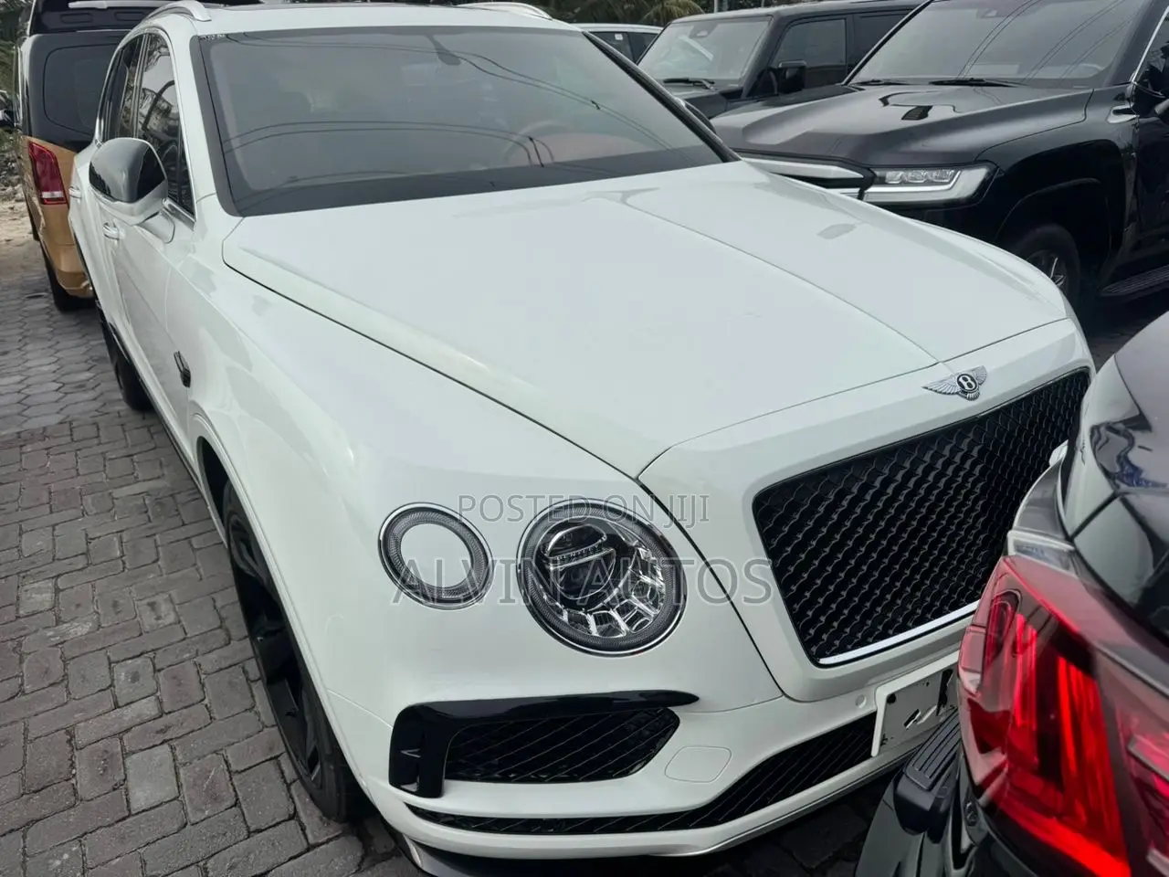 Bentley Bentayga W12 AWD 2019 White