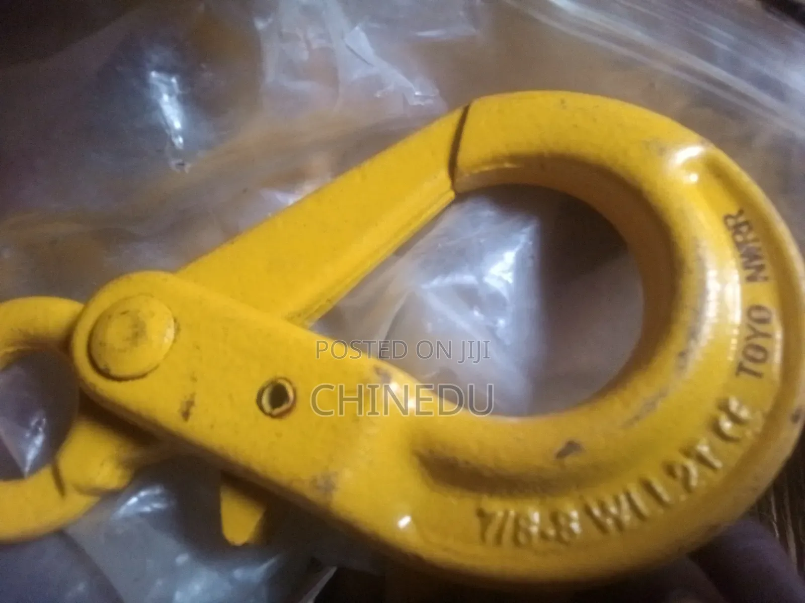 7/8 -8 Self Locking Hook (Toyo)