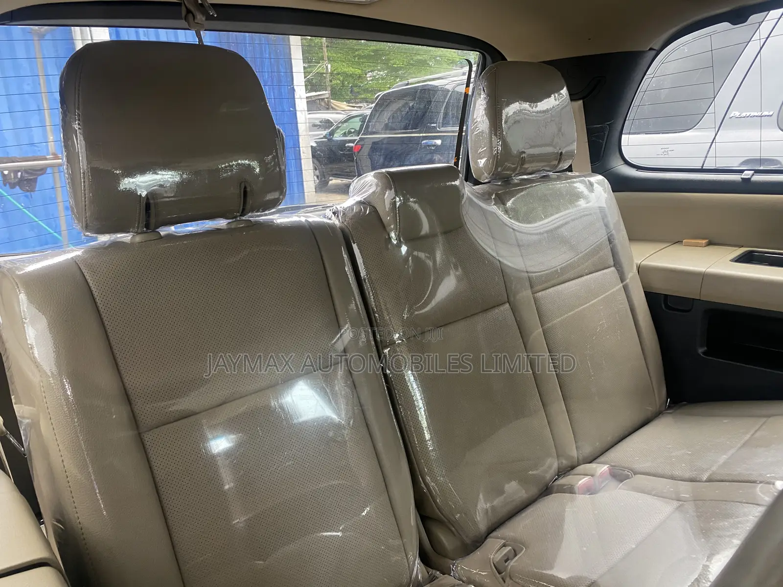 Toyota Sequoia Platinum 4x4 2018 Black