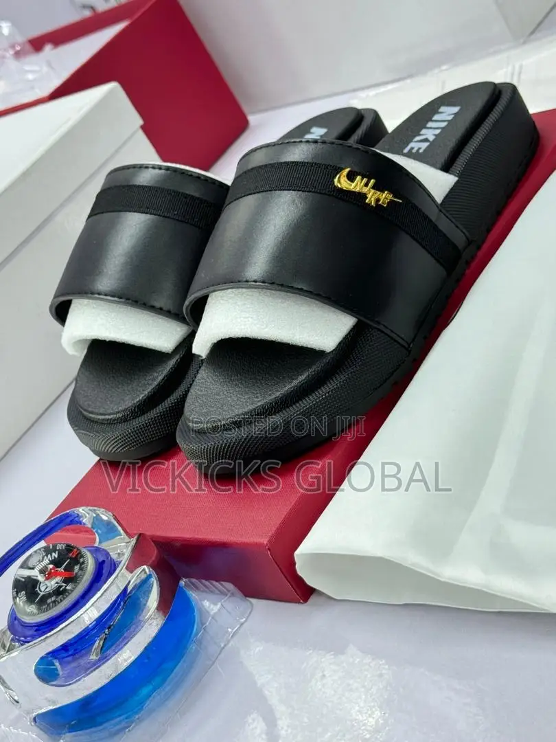 New Nike Unisex Slides