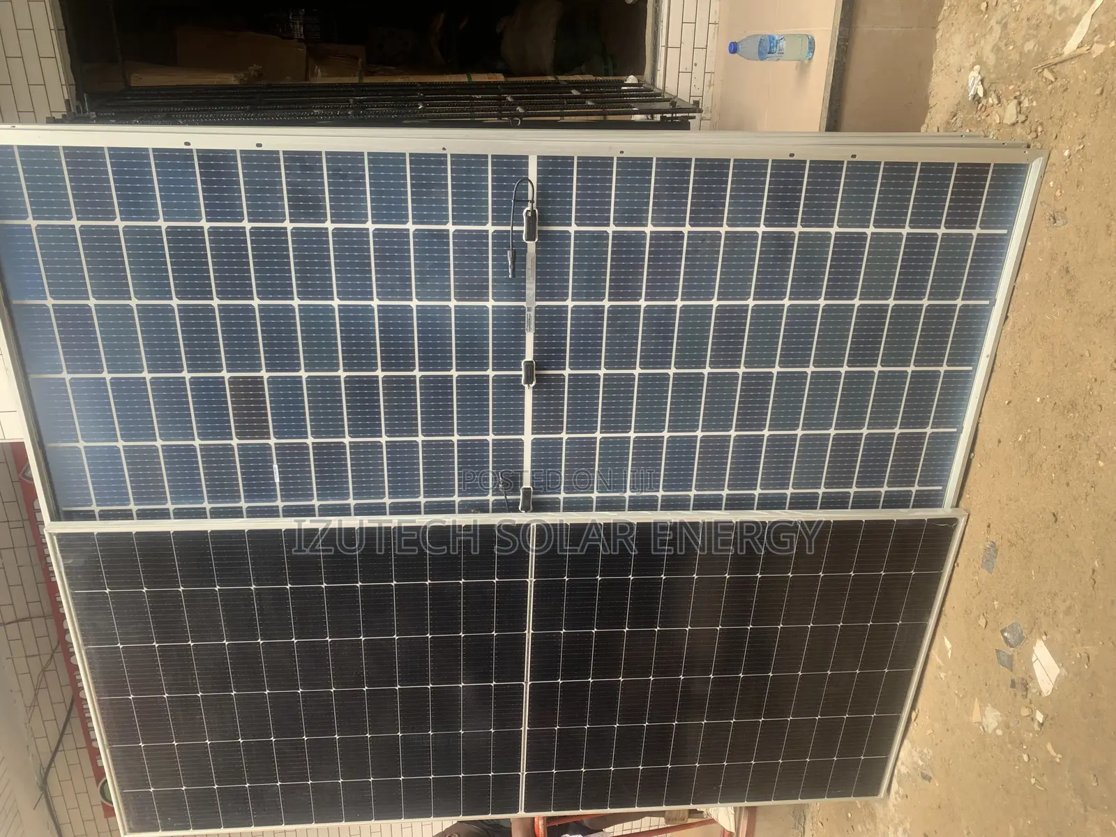 Jinko 650watts Panel 144cell