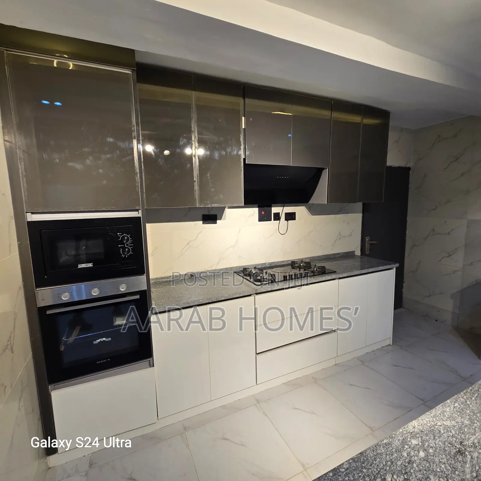 5bdrm Duplex in Gwarinpa for sale