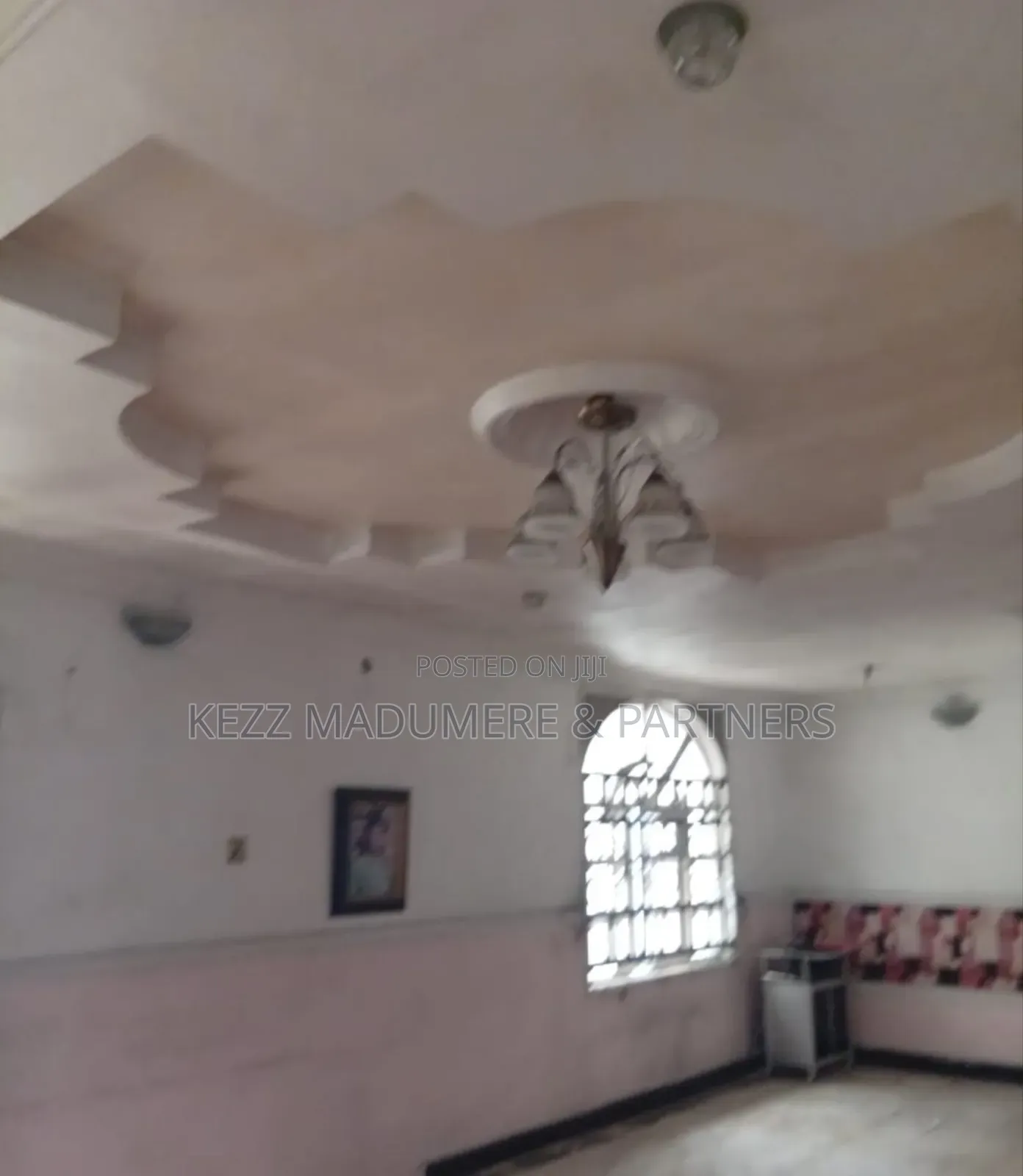 4bdrm Duplex in Sars Road, Port for sale
