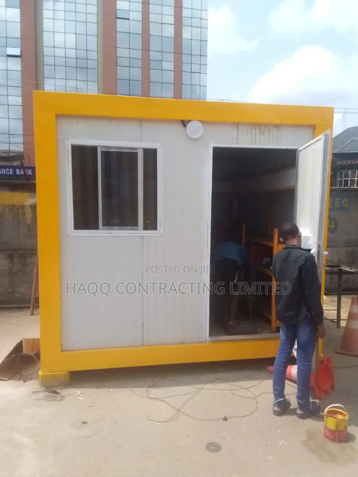 Portacabin and Prefab 10ft × 10ft, Gatehouse Caravan