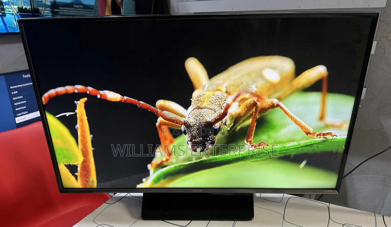 Samsung 32 Inches Full Smart Uhd Tv