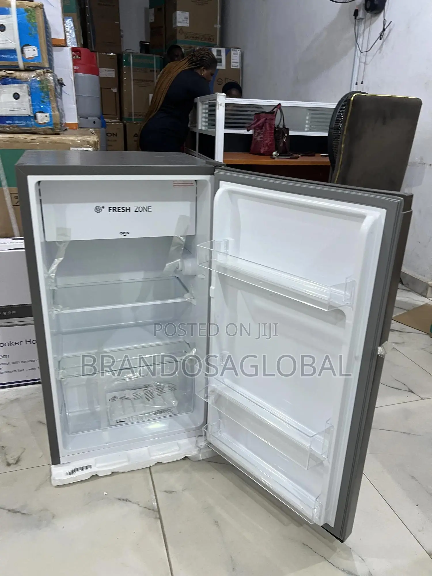 Hisense 90 L With No Frost Low Noise