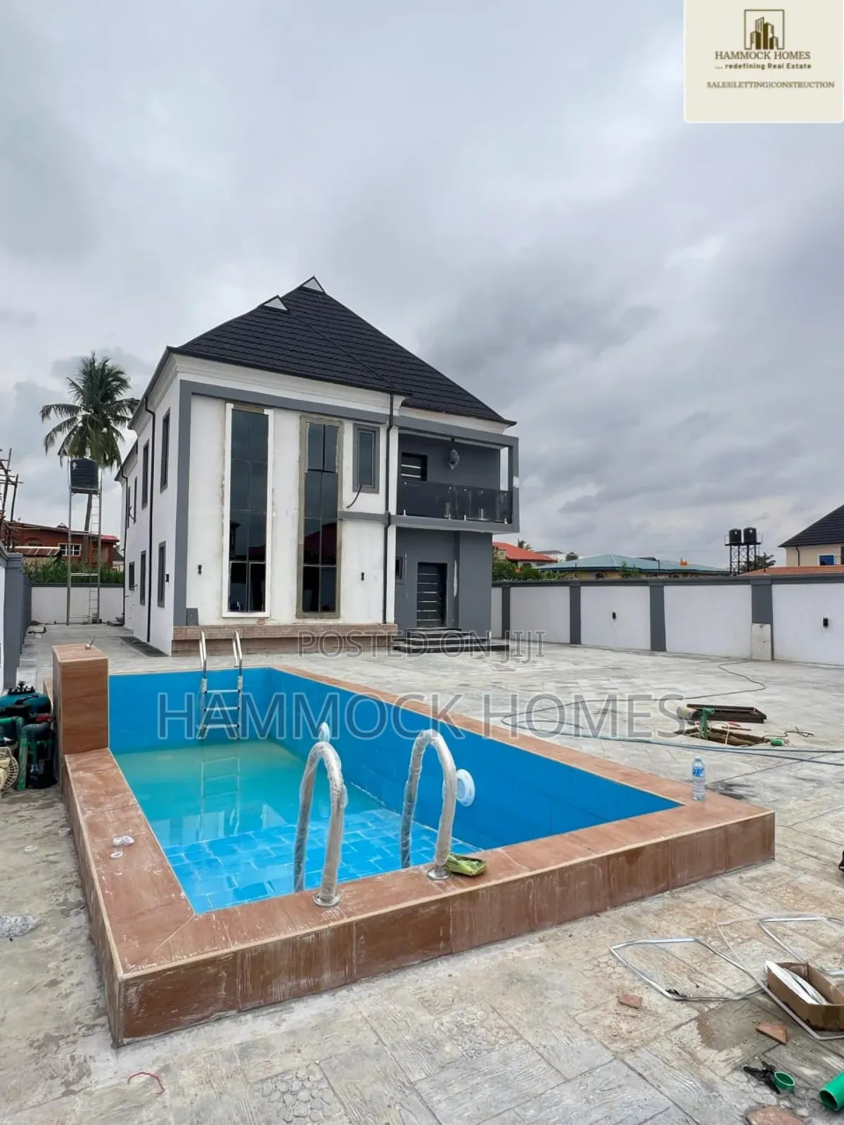 5bdrm Duplex in Star Gate, Oluyole for sale