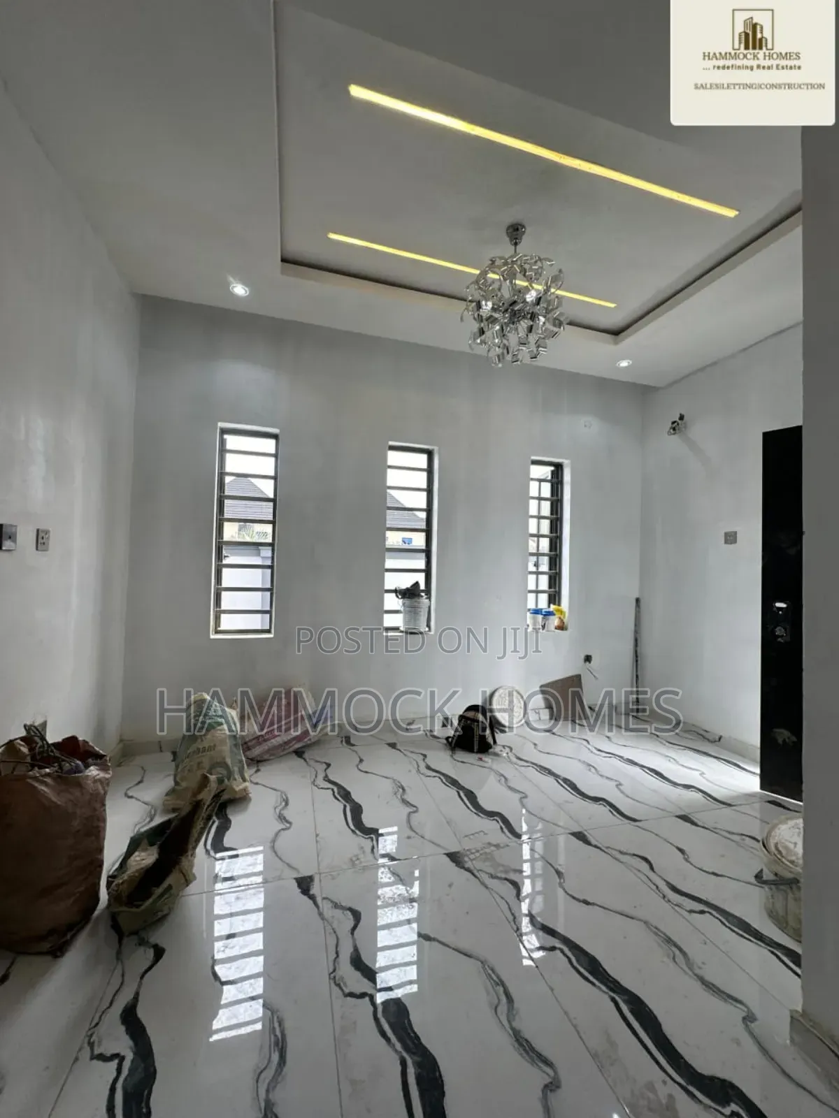 5bdrm Duplex in Star Gate, Oluyole for sale
