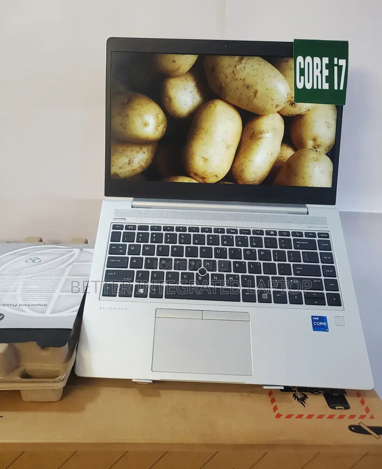 New Laptop HP EliteBook 8560P 8GB Intel Core i7 SSD 256GB