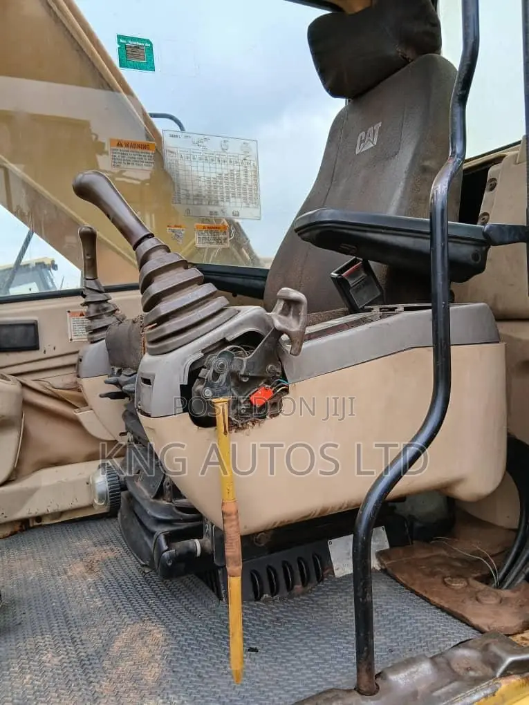 320bl Caterpillar Excavator