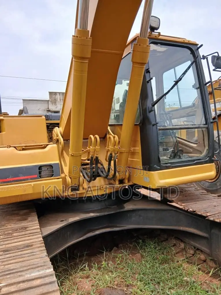 320bl Caterpillar Excavator