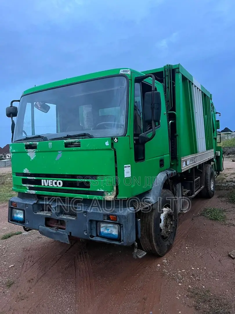 Iveco Dustbin Truck