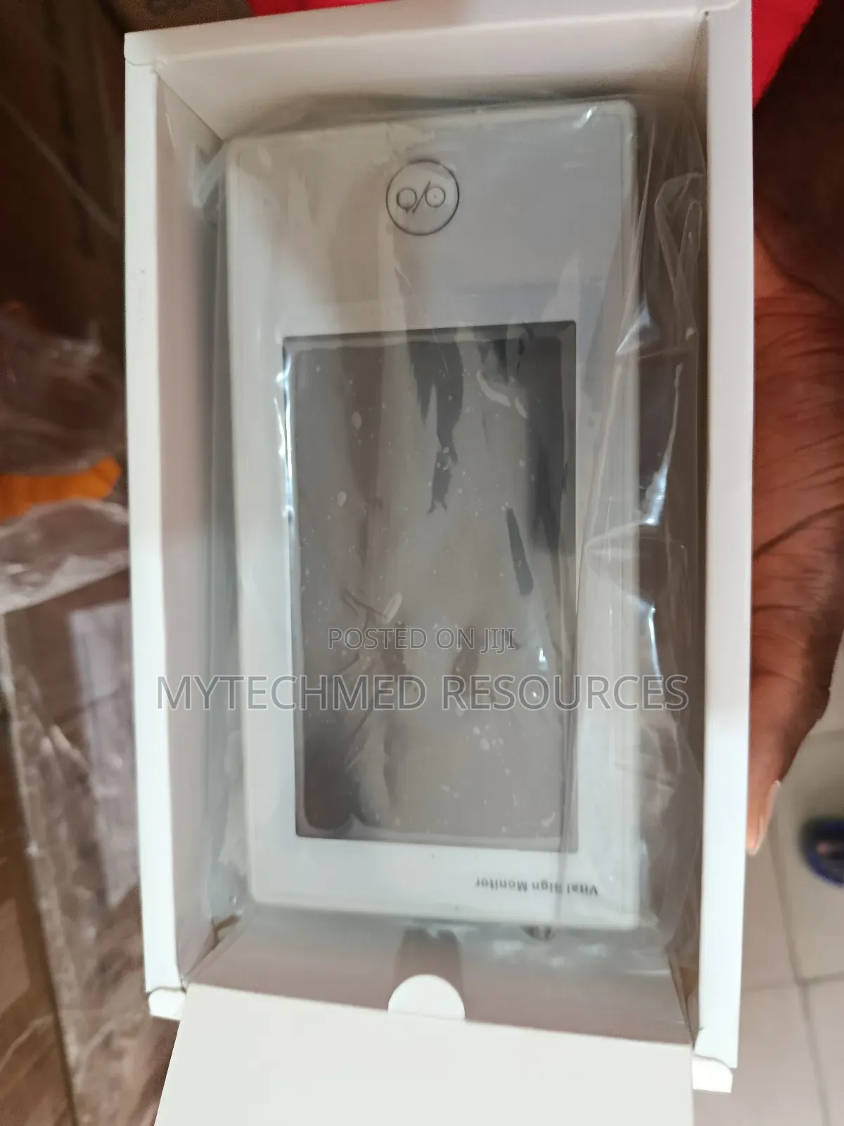 Handheld Vital Sign Monitor
