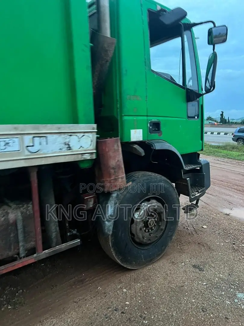 Iveco Dustbin Truck